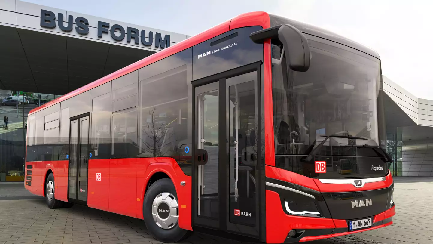 01-Deutsche-Bahn-si-objednal-940-autobus.jpg.jpg