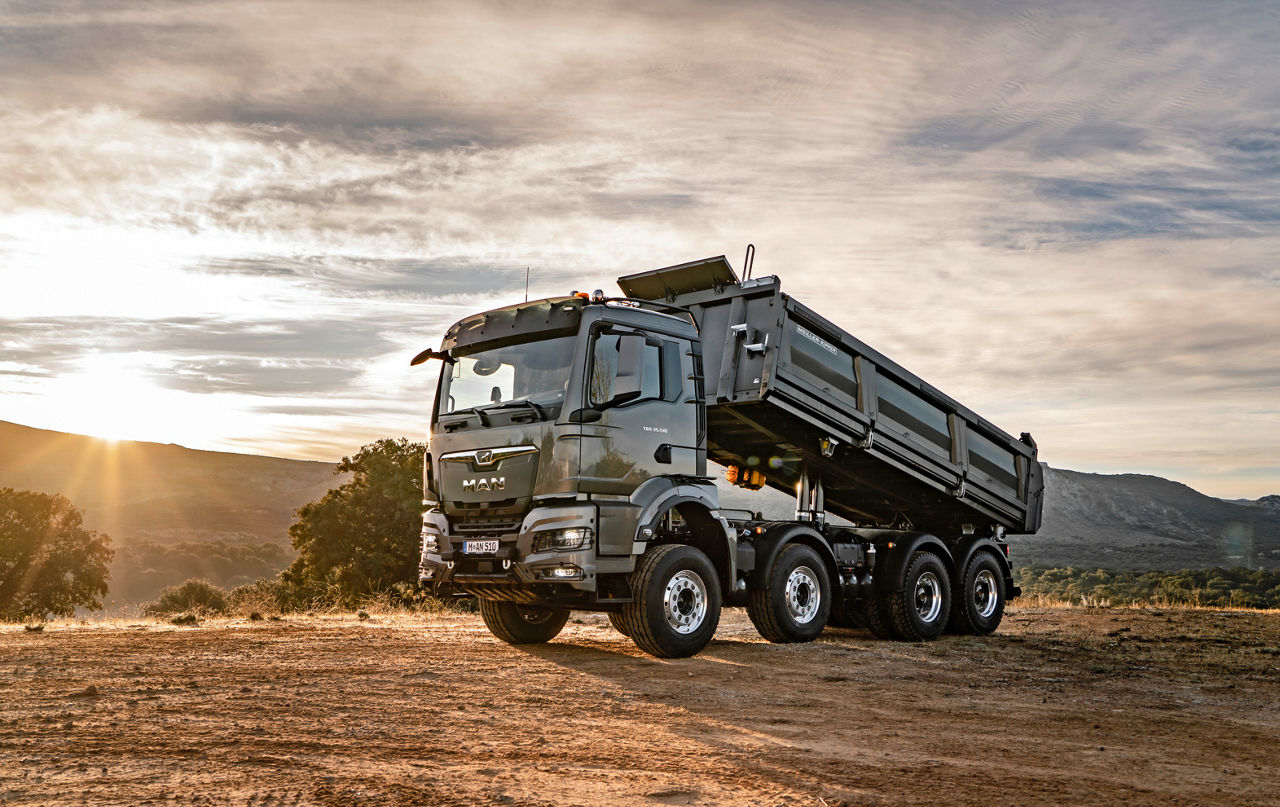 MAN's new NN cab is part of the cab range of the new MAN TGS series..Das neue NN-Fahrerhaus von MAN gehört zum Kabinenprogramm der neuen MAN-Baureihe TGS. 