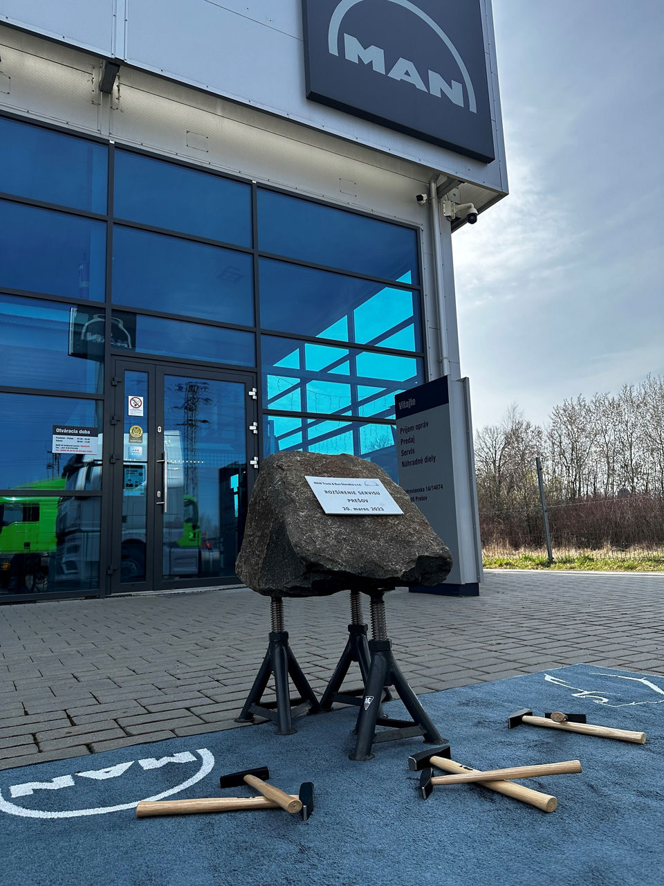 02-Rozsirenie-servisu-MAN-Presov.jpg