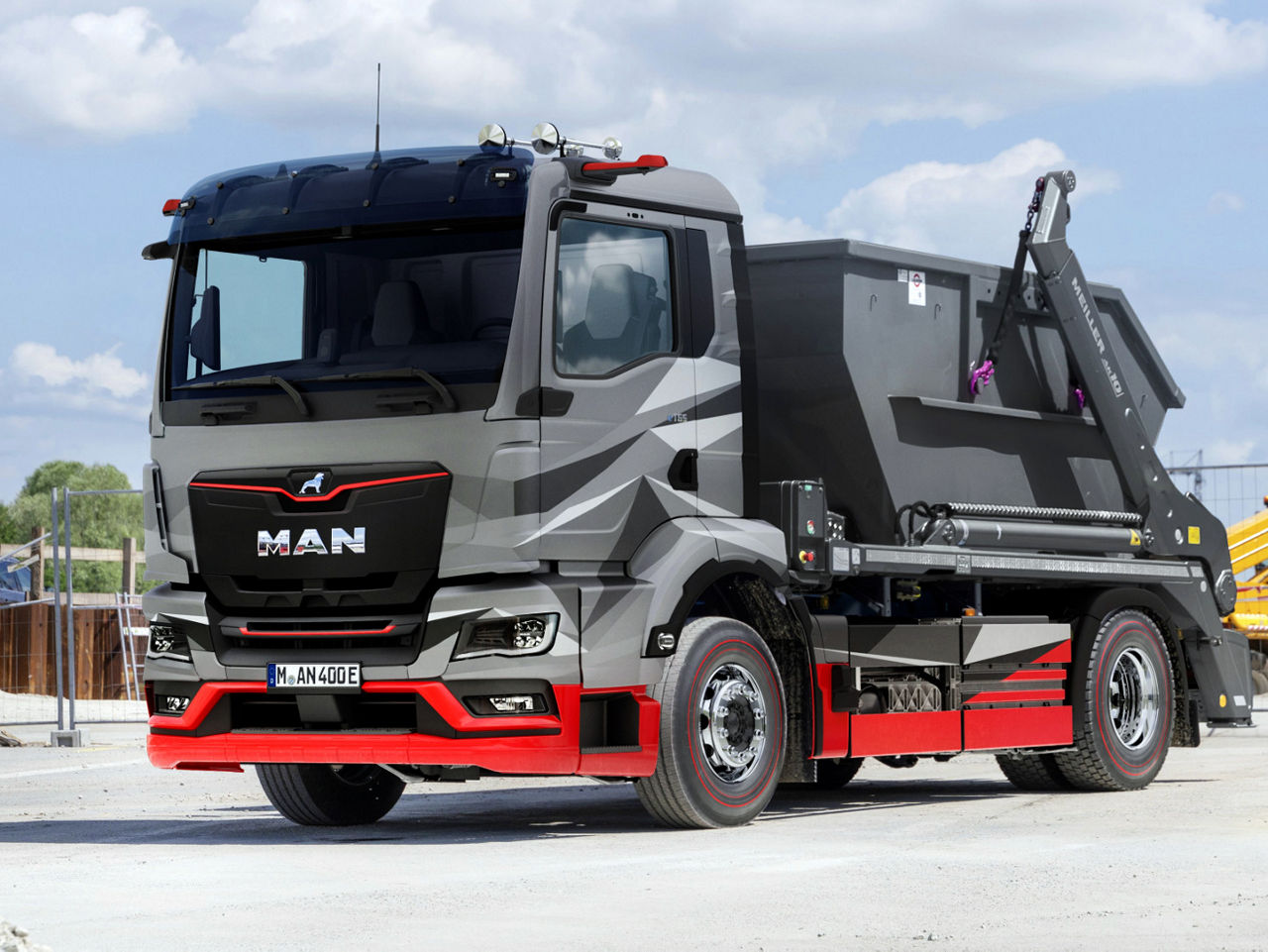03-MAN-IAA24-eTruck-Portfolio.jpg