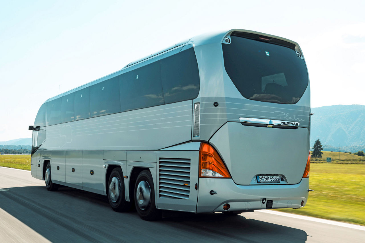 05-NEOPLAN-Cityliner-Coach-of-the-Year-2022-edited-1.jpg