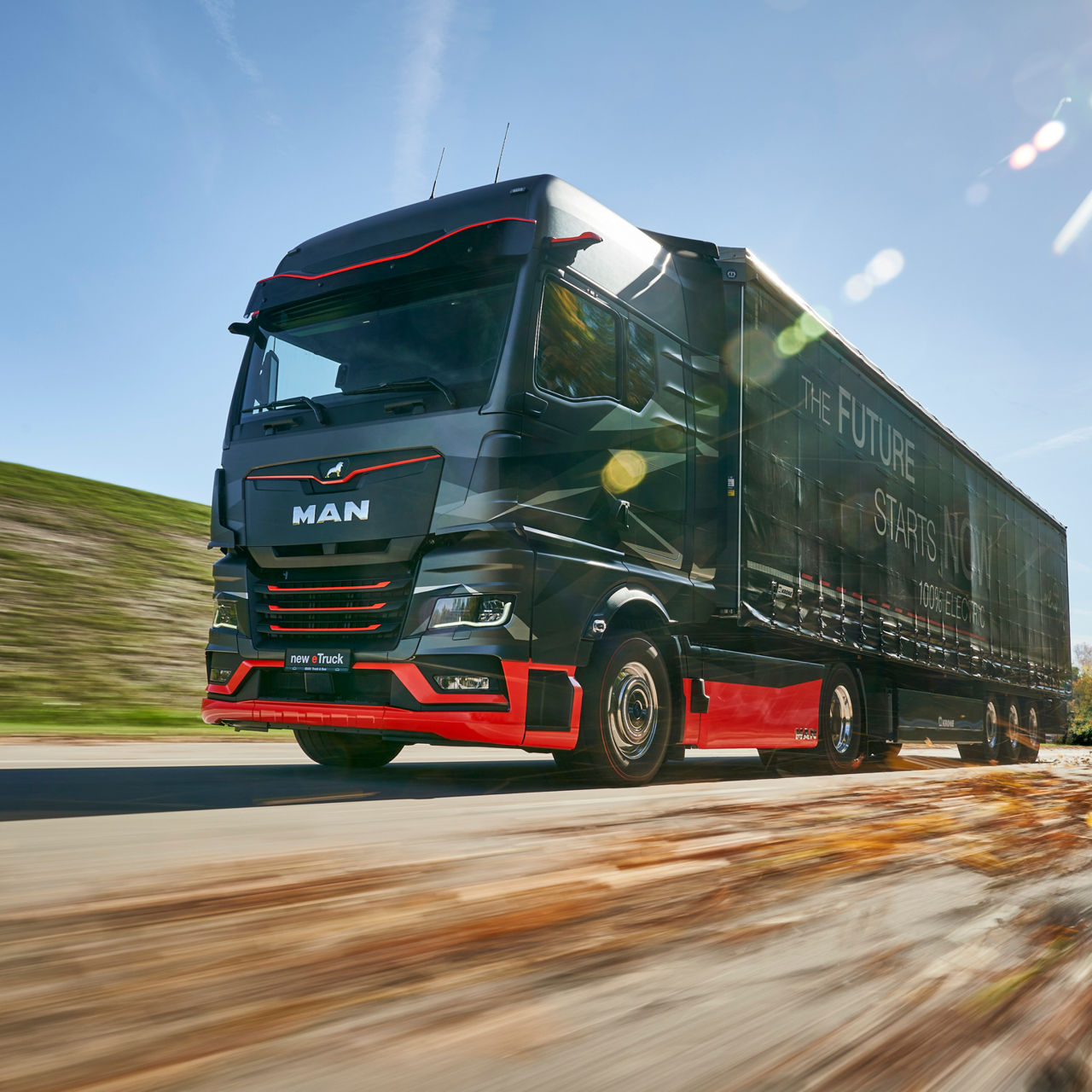 Elektrischer MAN eTruck auf der Straße