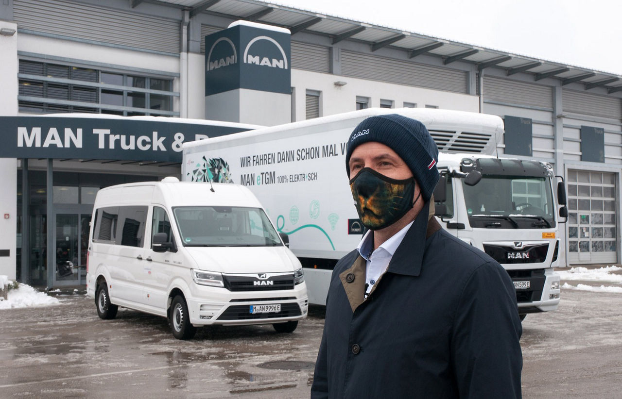 1-Claus-Wallenstein-direktor-MAN-Slovenija-width-1480.jpg