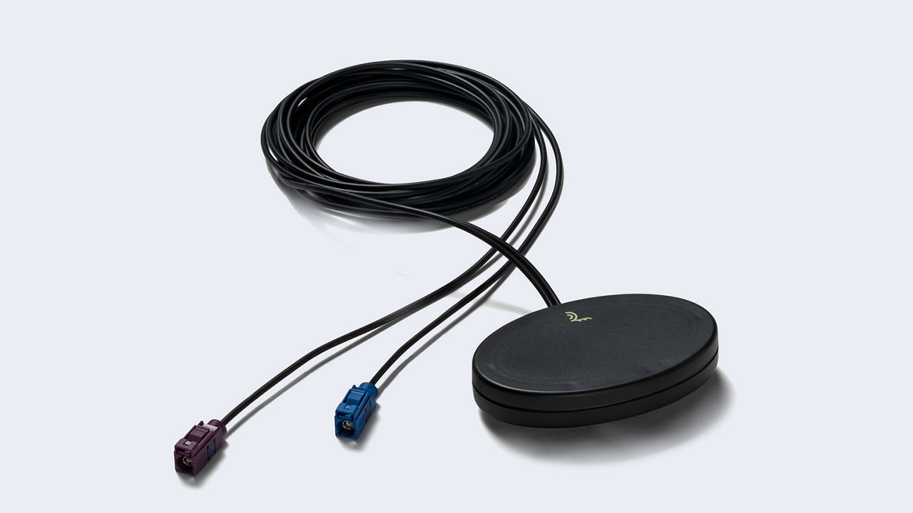 Kombinovaná nalepovací anténa 3G/GPS