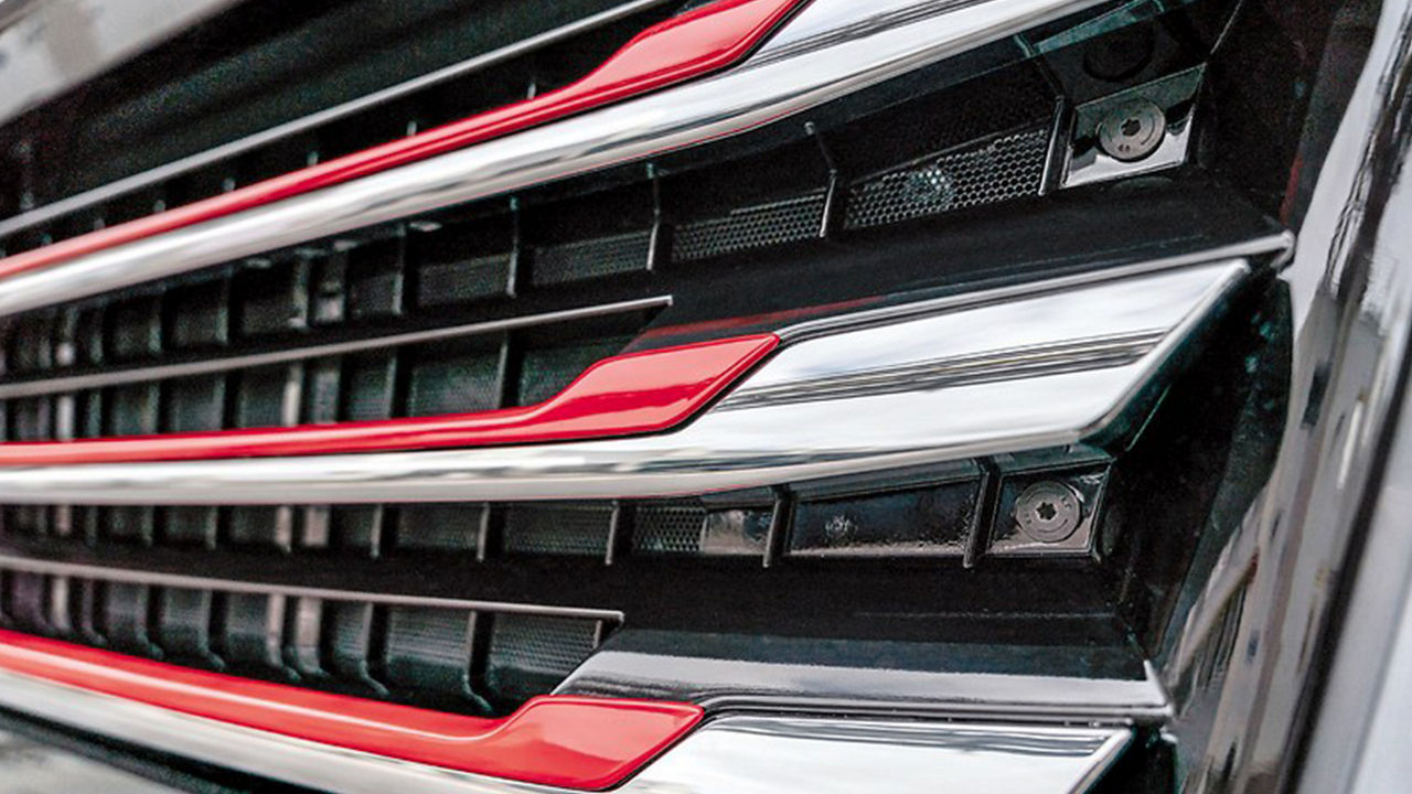 Designové lišty pro mřížku chladiče