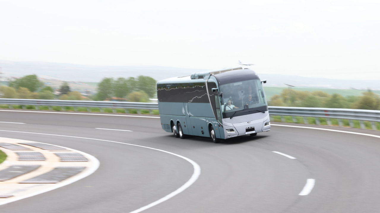 16-9---2400-x-1350-px-MAN-eCoach-2.jpg