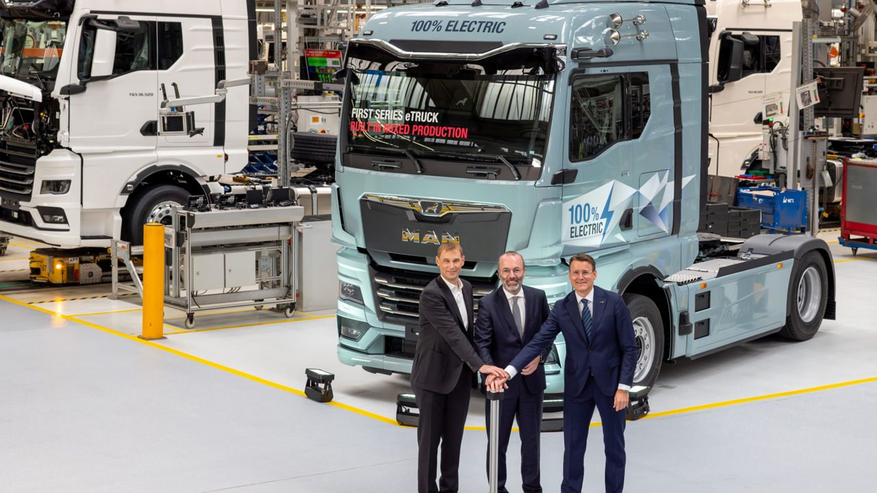 16-9---2400-x-1350-px-MAN-eTruck-Serie-Aufmacher.jpg