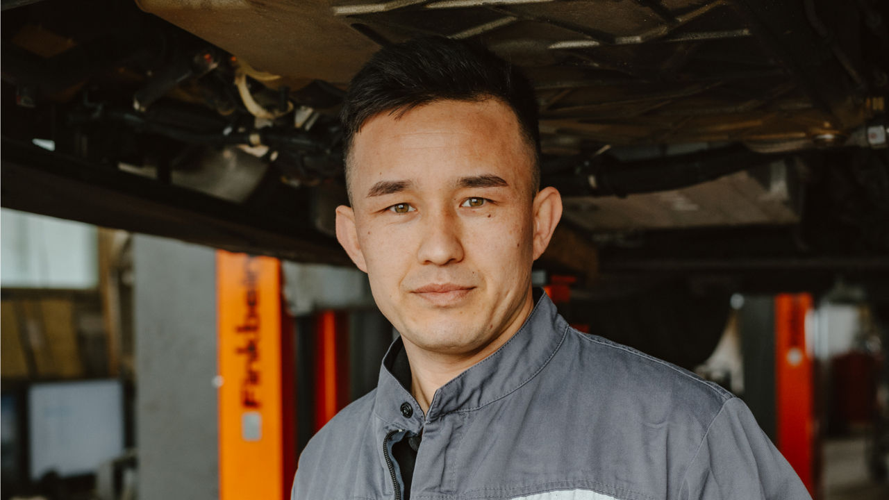 Porträt von Abozar Tabibi