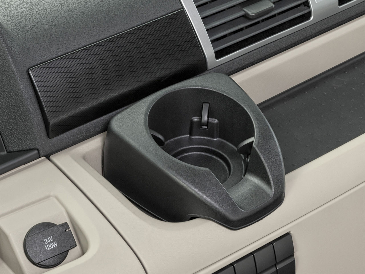 1600x1200-comfort-cupholder2017.jpg