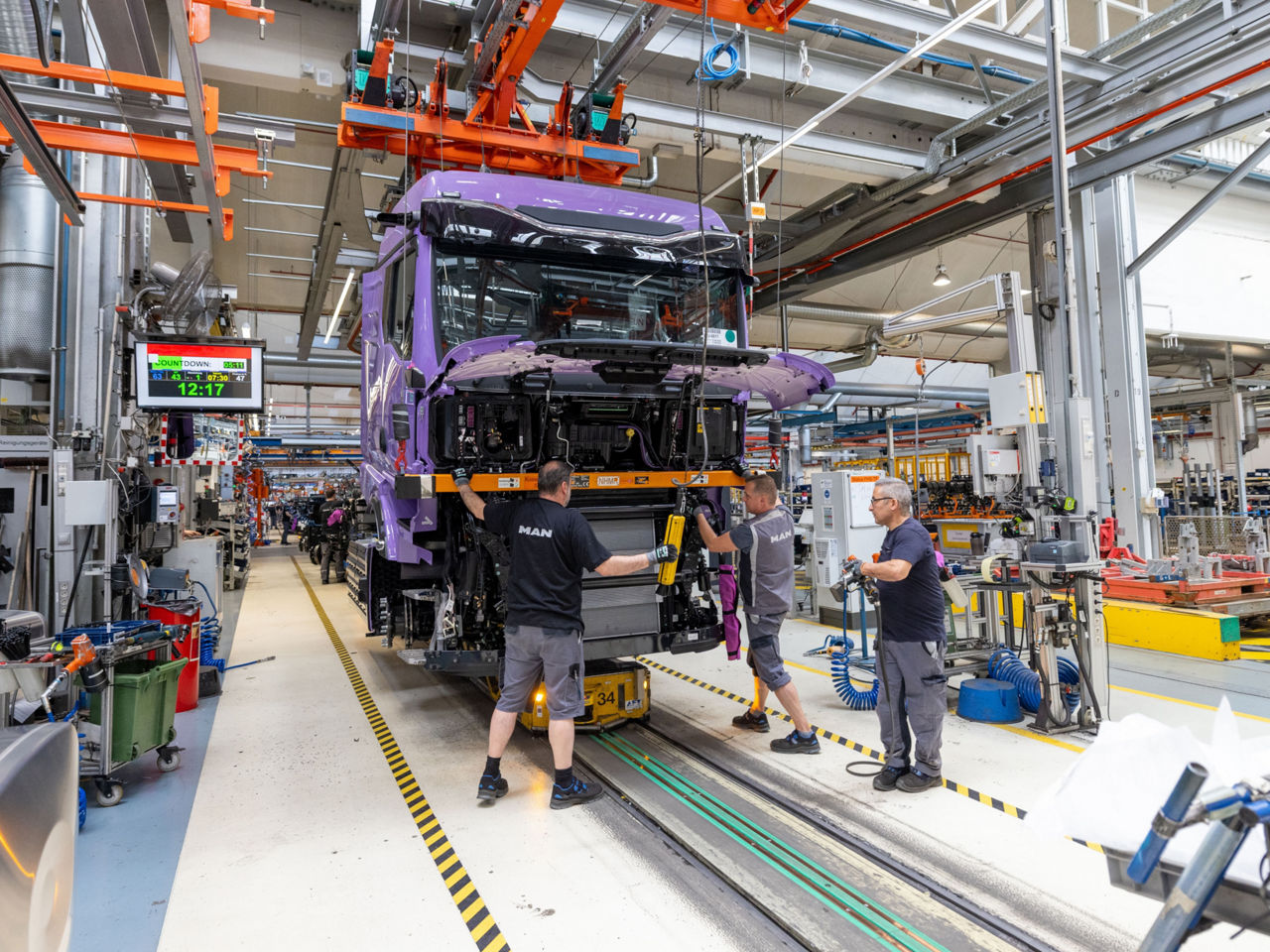 4-3---2400-x-1800-px-MAN-eTruck-Serie-6.jpg