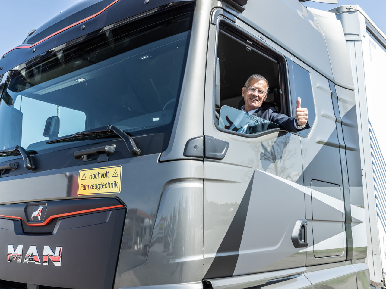 Präsident der "International Truck of the Year"-Jury am Steuer 