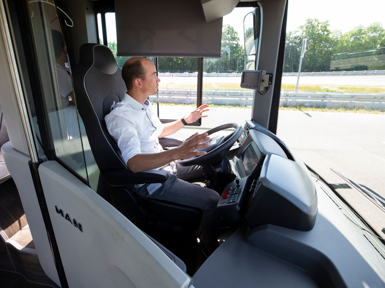 Automatisierte Haltestellenanfahrt während der Testfahrten für das @CITY-Projekt