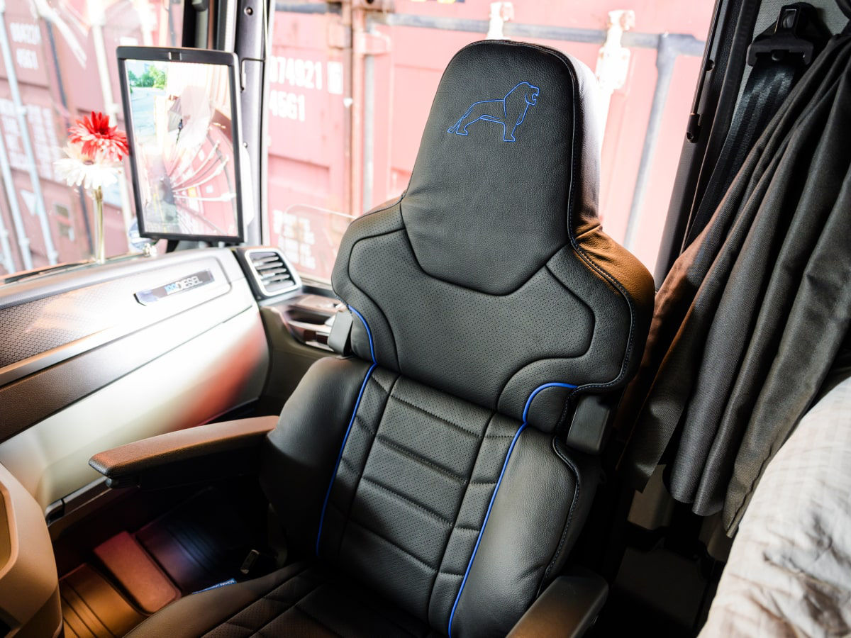 MAN TGX - Hafen zu Hafen