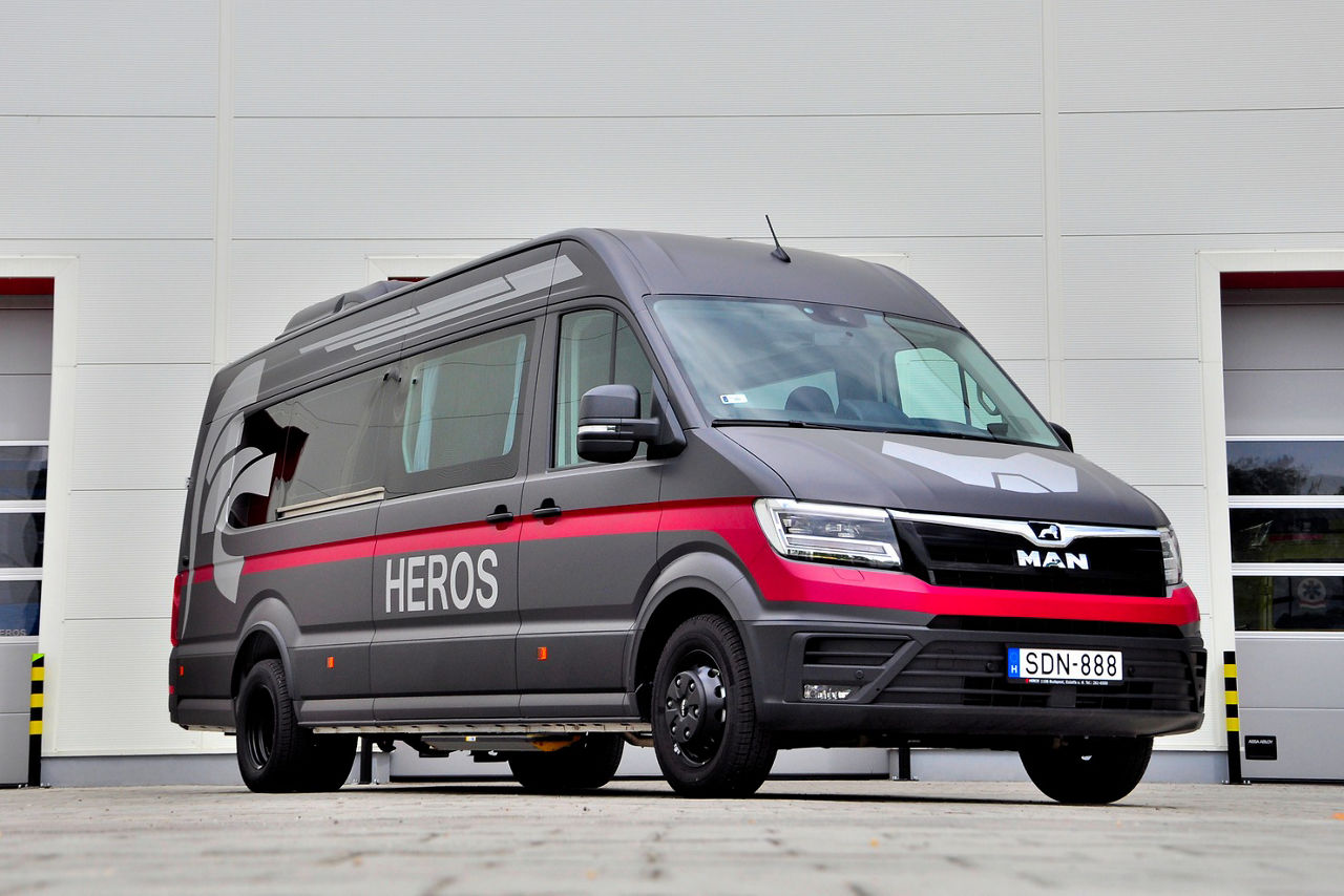 P-Bus-MAN-TGE-Heros-1-width-1480.jpg