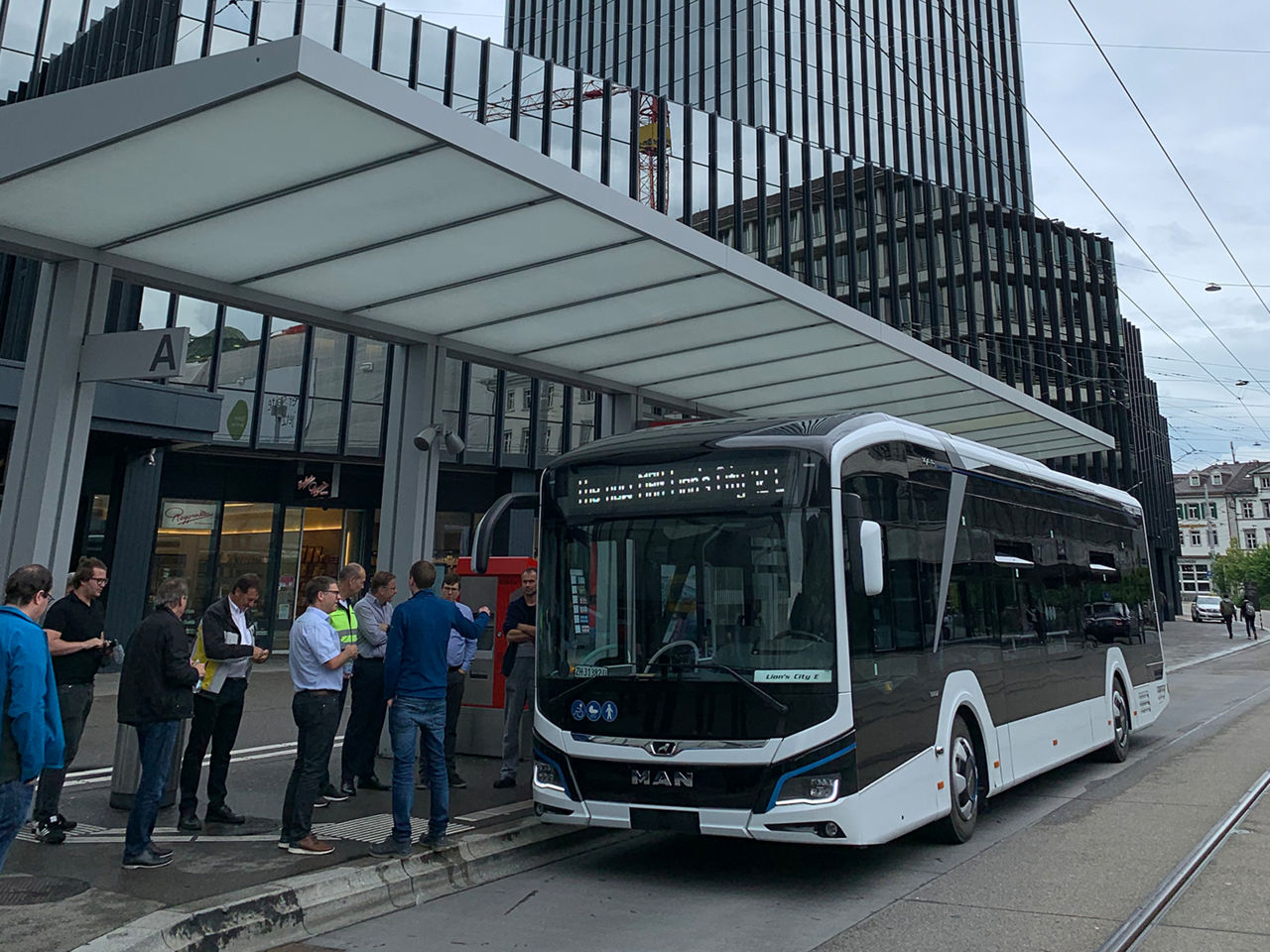 man lion's city e, elektrobus, man elektrobus, elektro busse, schweiz, testfahrt, altstadt