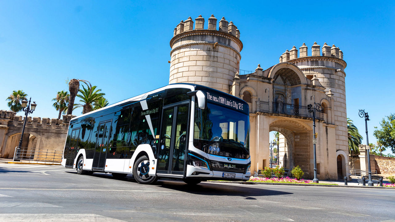 - MAN Lion's City E bij de roadshow in het Spaanse Badajoz