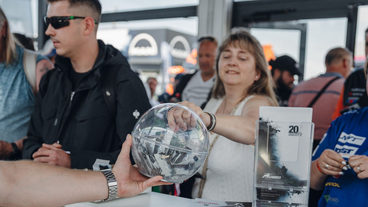 Jedes Trucker’s World Mitglied kann sein Glück versuchen und bei der jährlichen Tombola tolle Gewinne mit nach Hause nehmen.