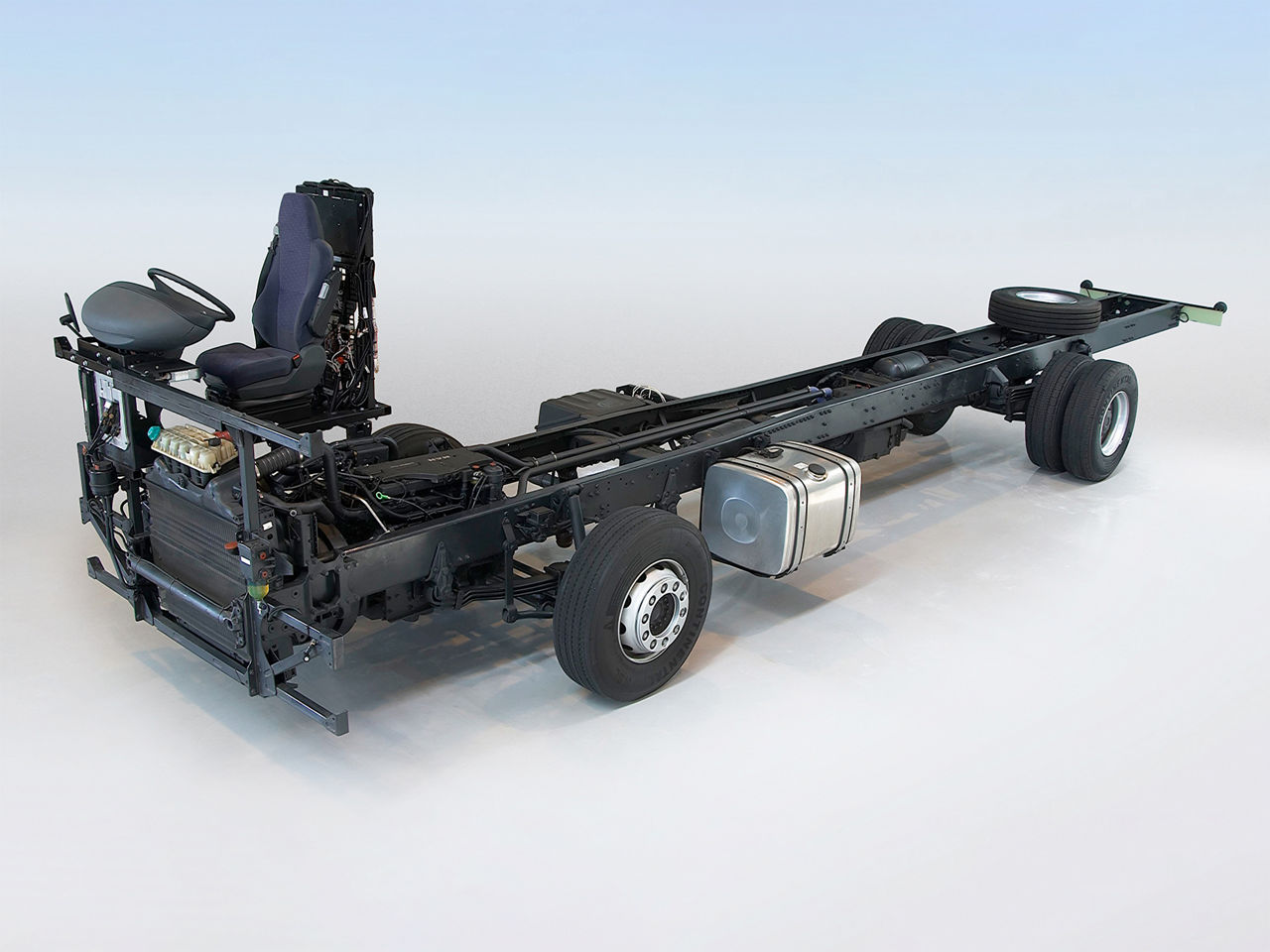 Front-engine high-floor chassis