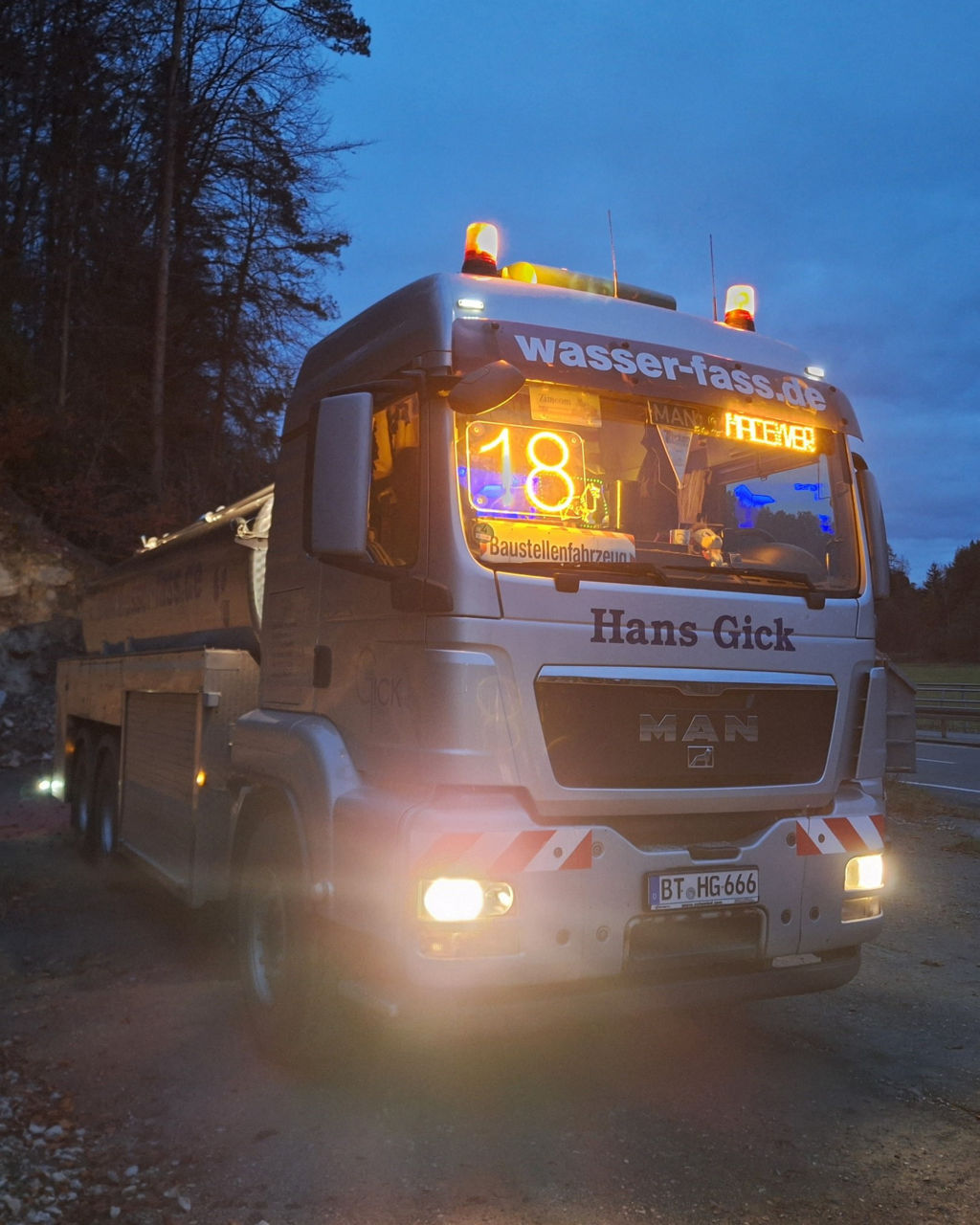 Jürgen liefert vor allem Wasser und Milch... warum keinen Glühwein?