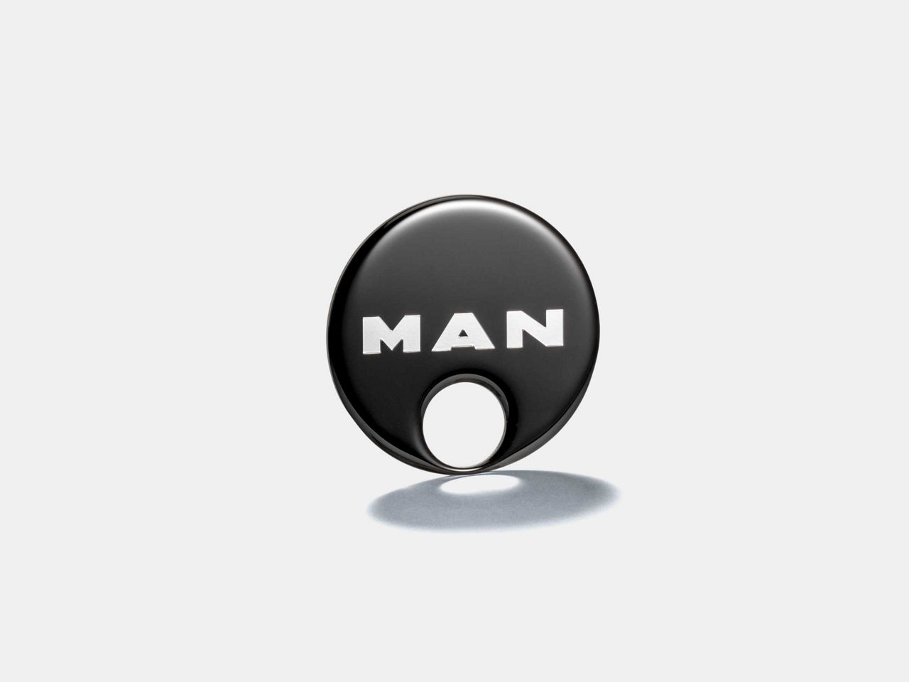 man-adhesive-label-with-tpm-4x3.jpg
