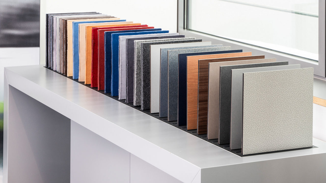 Umfangreiche Auswahl an Dekoroberflächen und Seitenwände für Ihren Bus 