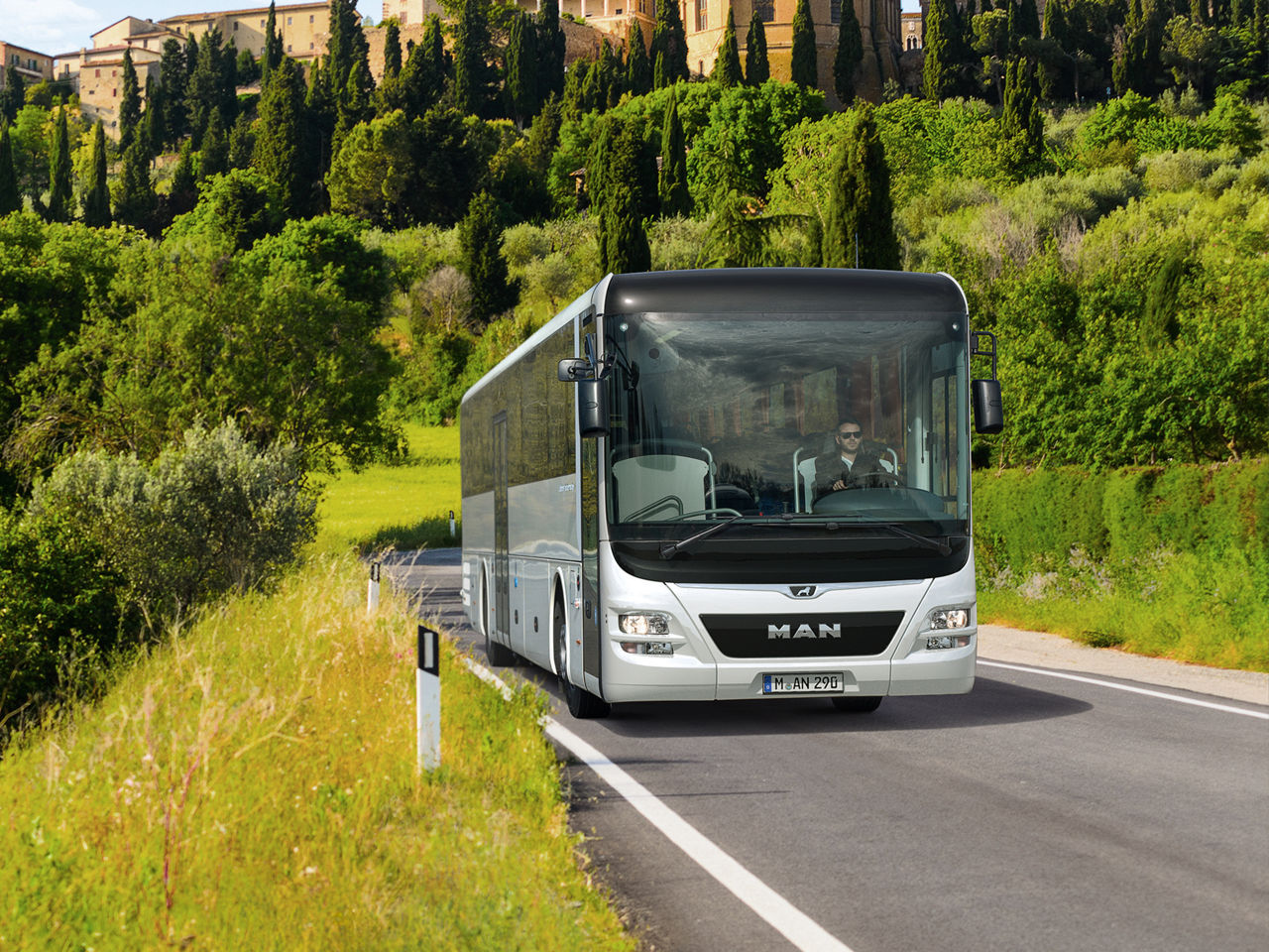 The MAN Lion’s Intercity in action as intercity bus