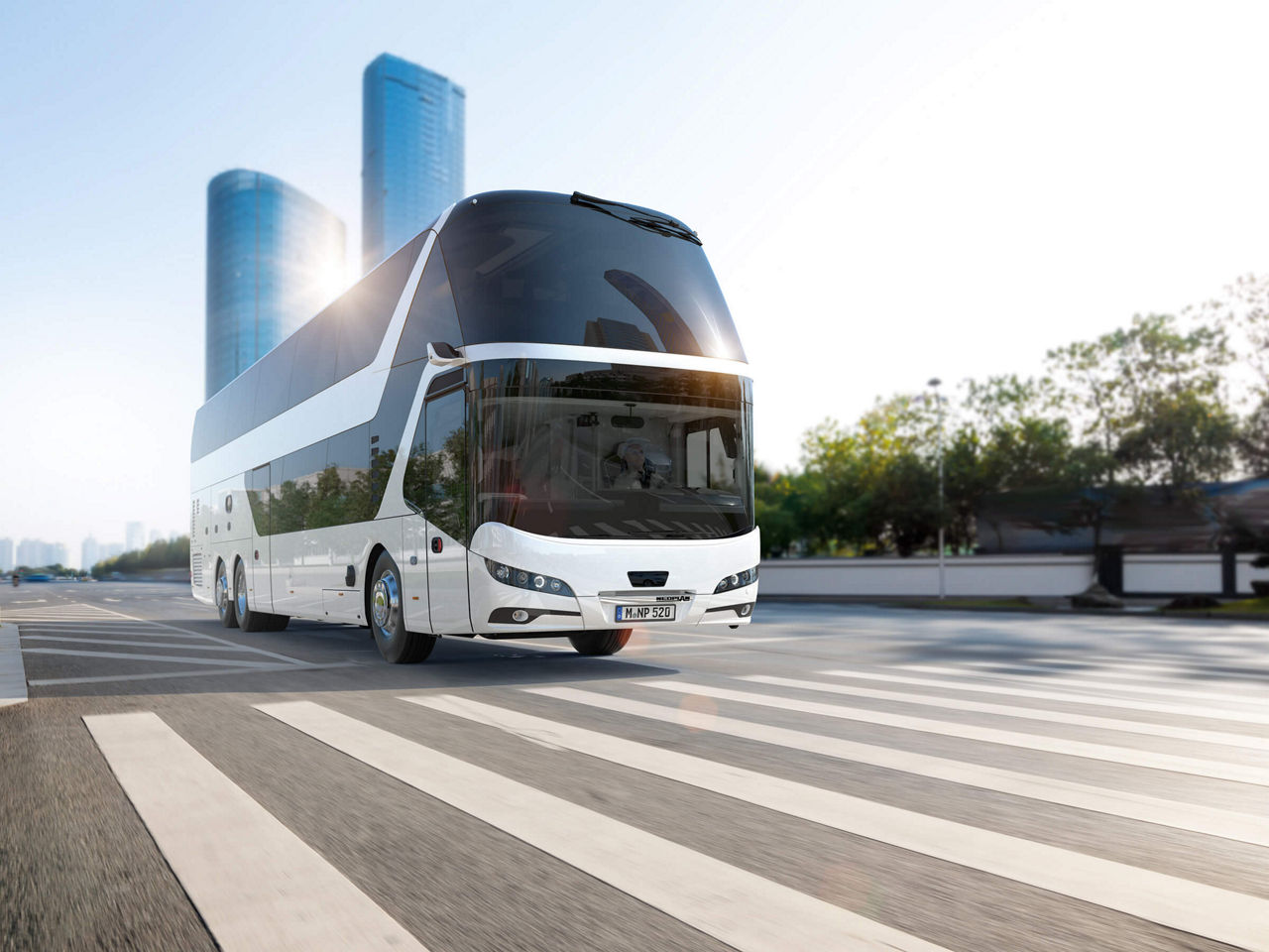 NEOPLAN Skyliner in the city