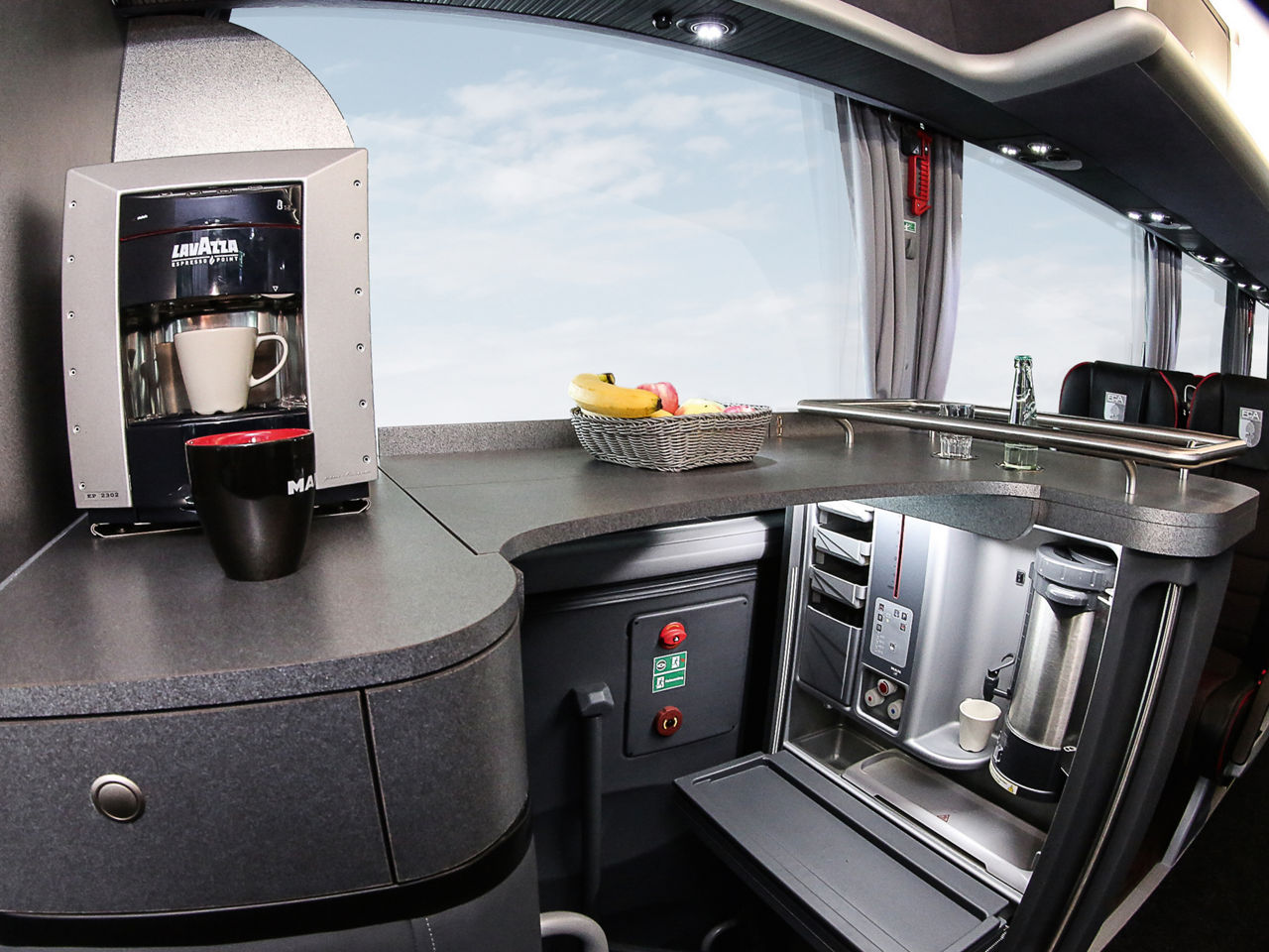 In the kitchen area, it’s all about scrumptious catering for the team