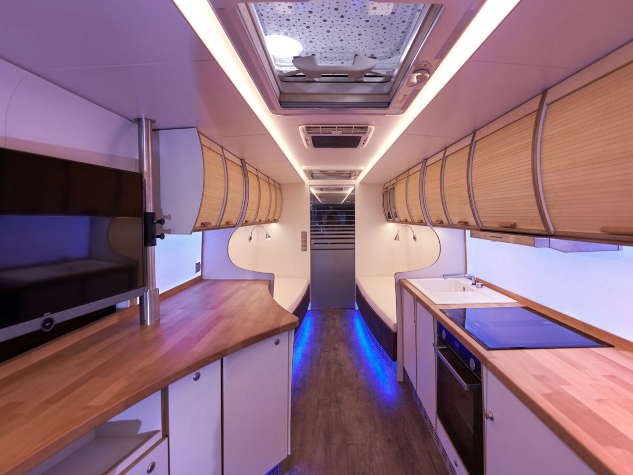 Special-purpose vehicle Camper