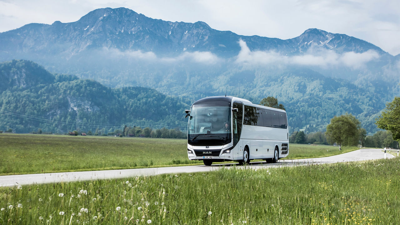 The MAN Lion’s Coach on the road