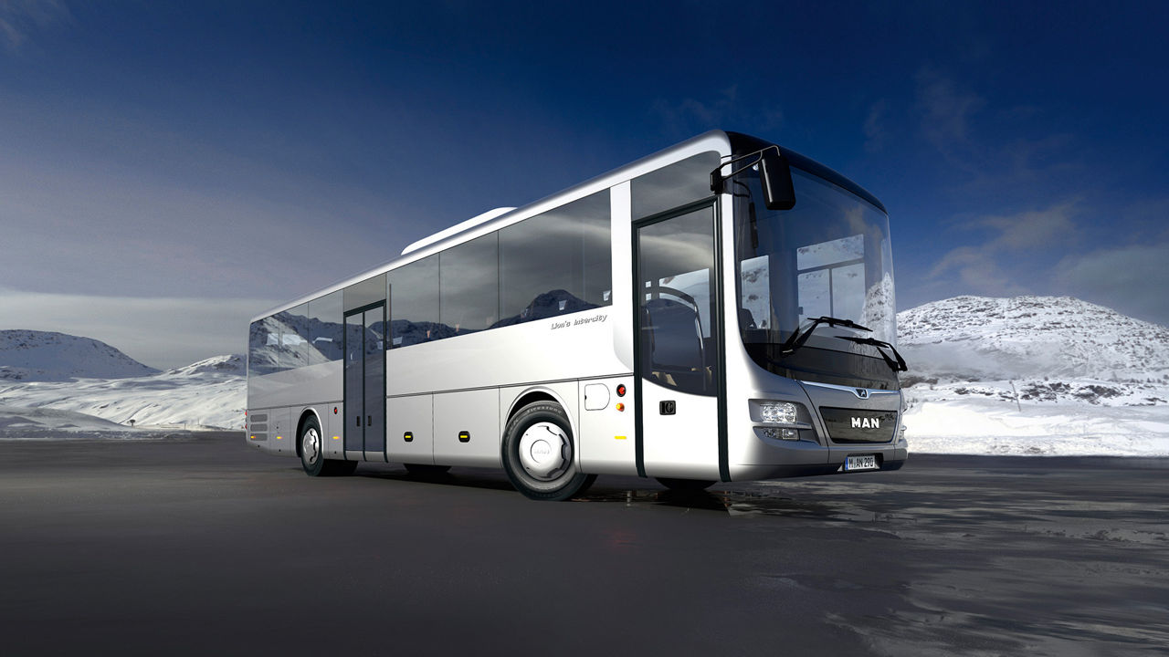 The clear lines and smooth surfaces of the MAN Lion’s Intercity are impressive