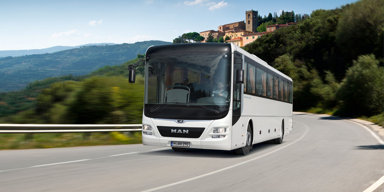 The MAN Lion’s Intercity in an urban setting