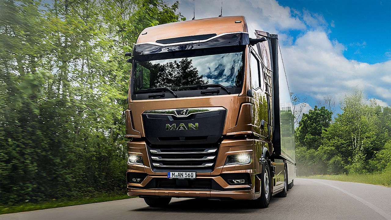 Der MAN D30 PowerLion Antriebsstrang wie hier in einem MAN TGX wird von der europäischen Fachpresse für seine Leistung und für seinen rekordverdächtig niedrigen Kraftstoffverbrauch gelobt hervorgehoben. 