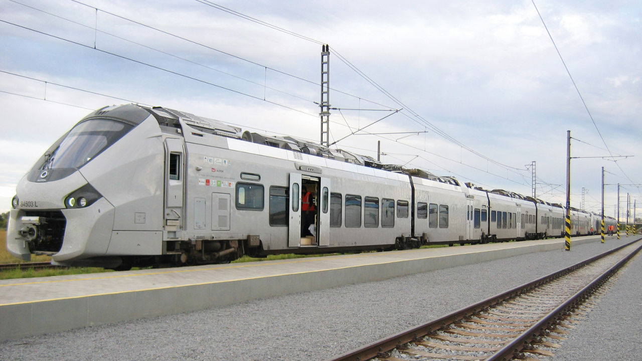 MAN D2676 LE621 compact roof engine