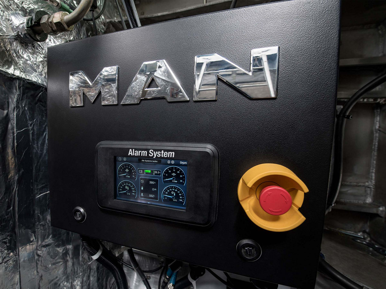 MAN engines Marine iSea components E-Box