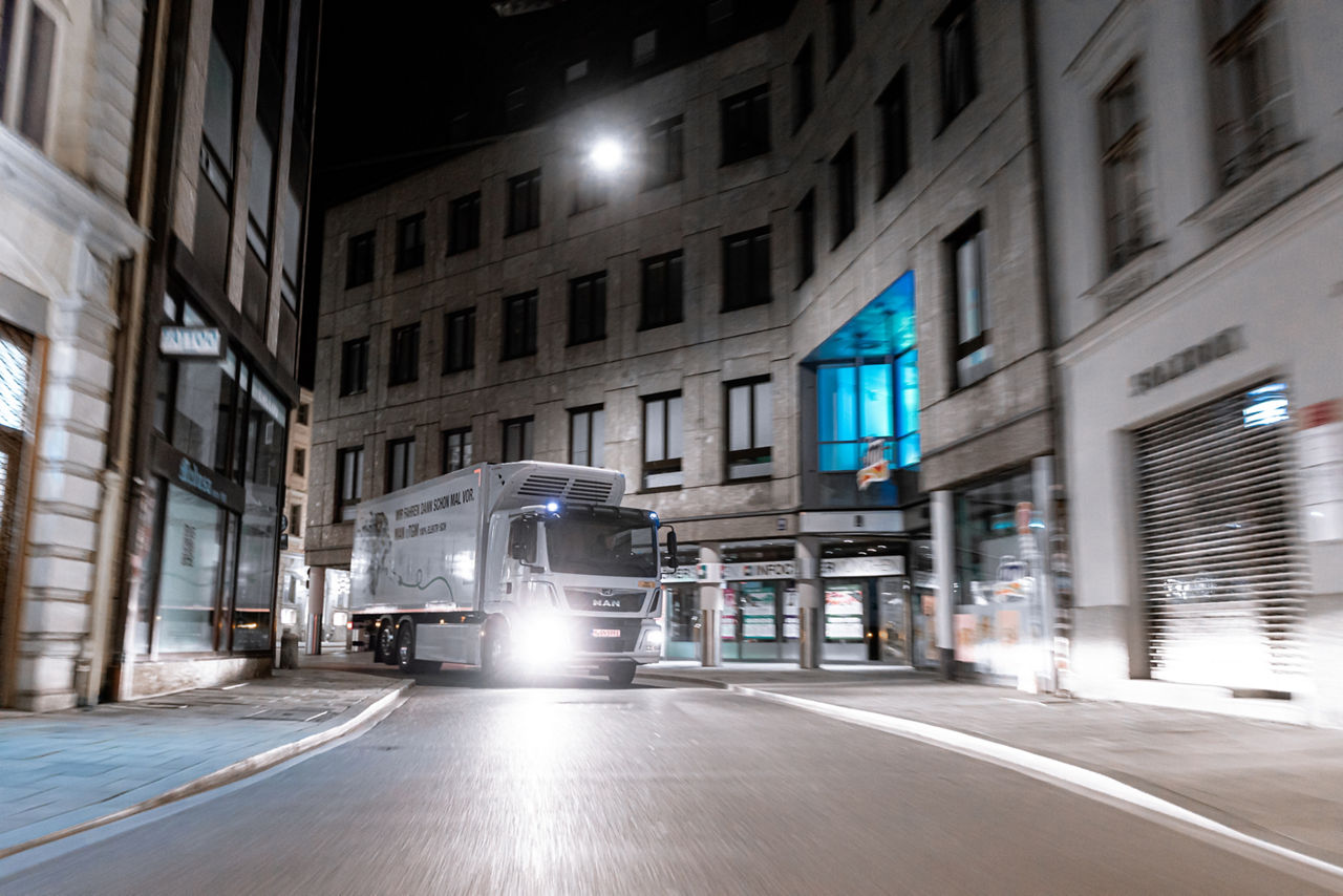 man-etgm-munich-night-eit-zeus-02.jpg