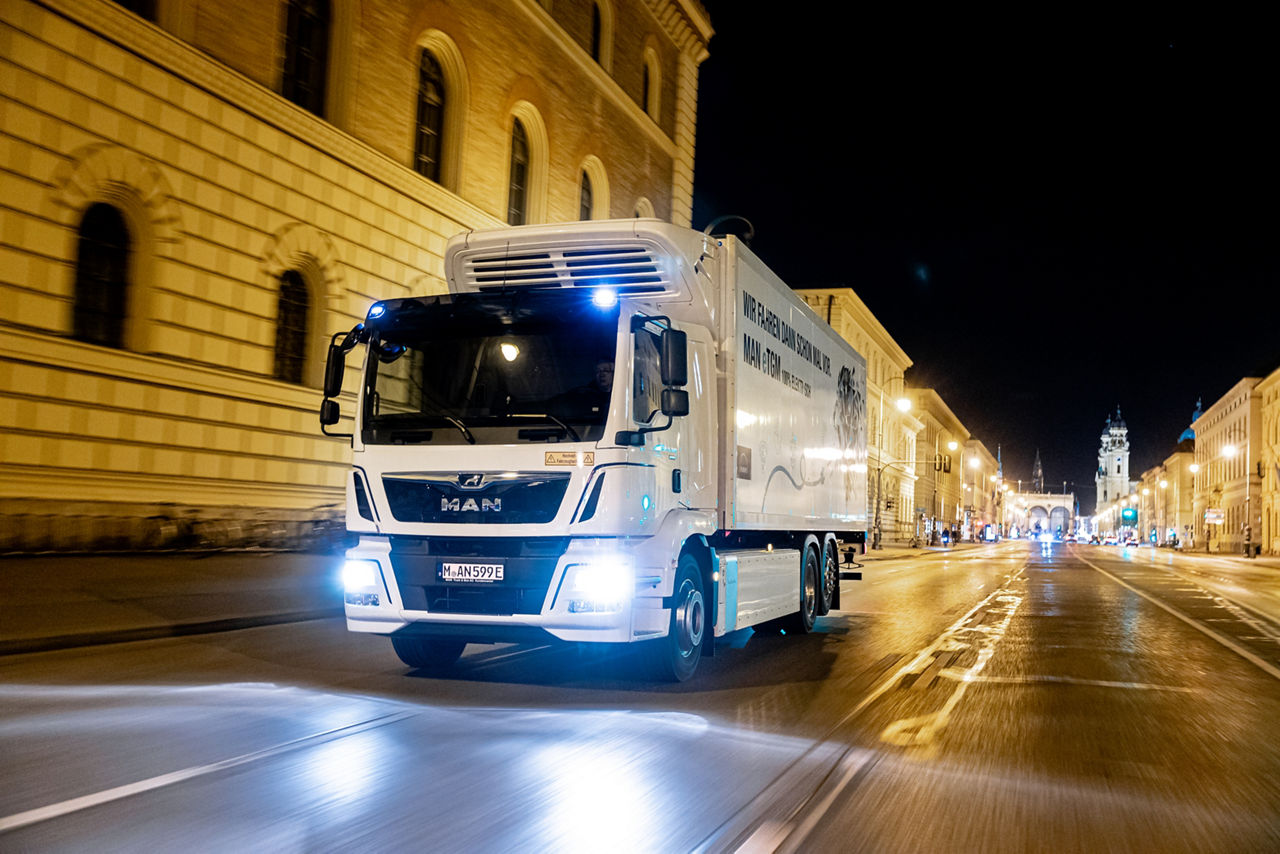 man-etgm-munich-night-eit-zeus-03.jpg