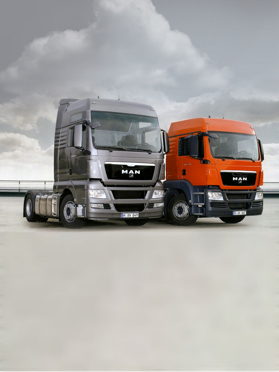Two MAN trucks of the TGS and TGX models