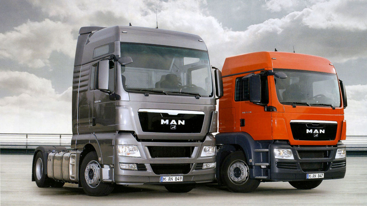 Two MAN trucks of the TGS and TGX models