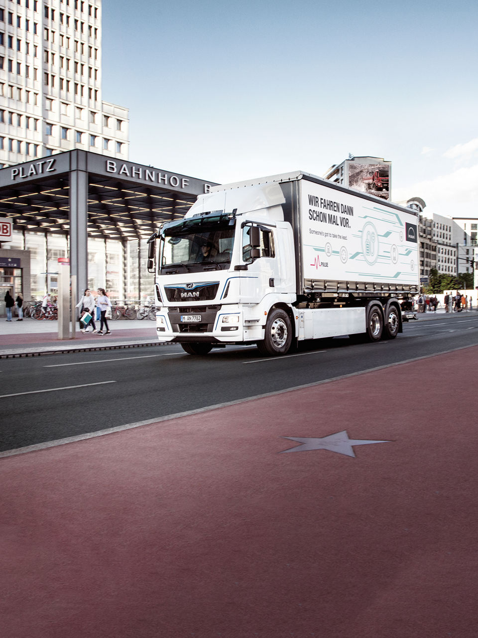 MAN eTGM on the road