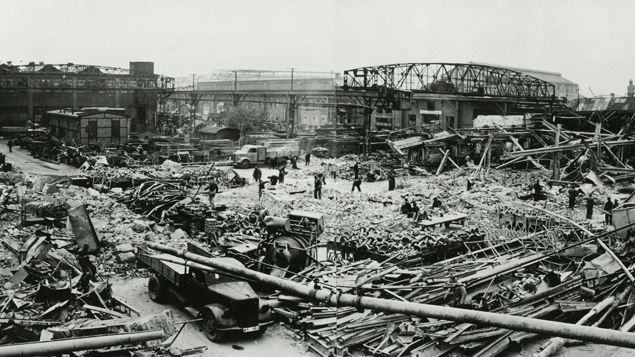 Aerial view: Nuremberg from above, 1945