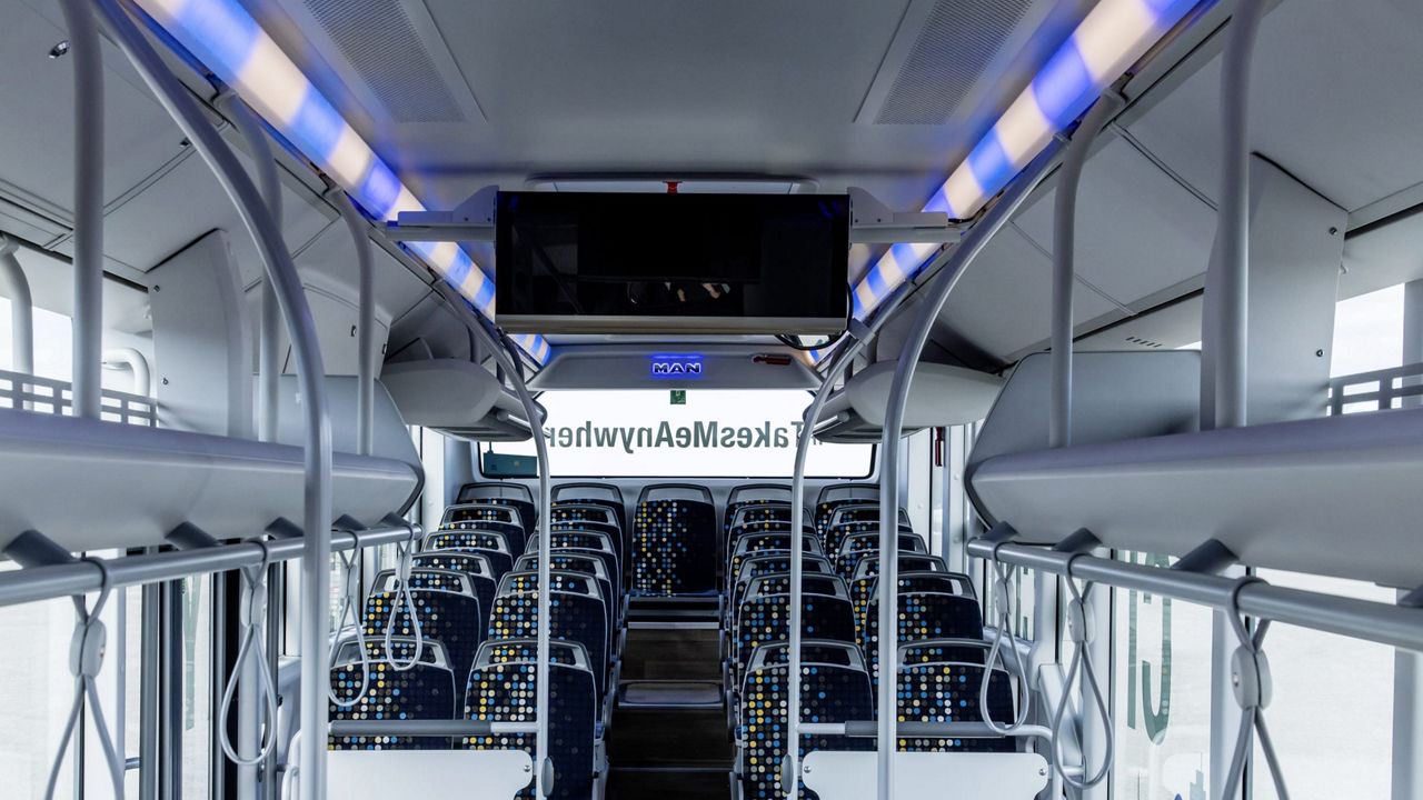 Die Ambientebeleuchtung im MAN Intercity LE.
