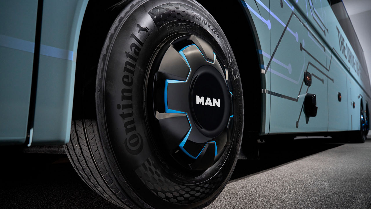 Laufruhiges Fahrverhalten trifft auf dynamisches Design.