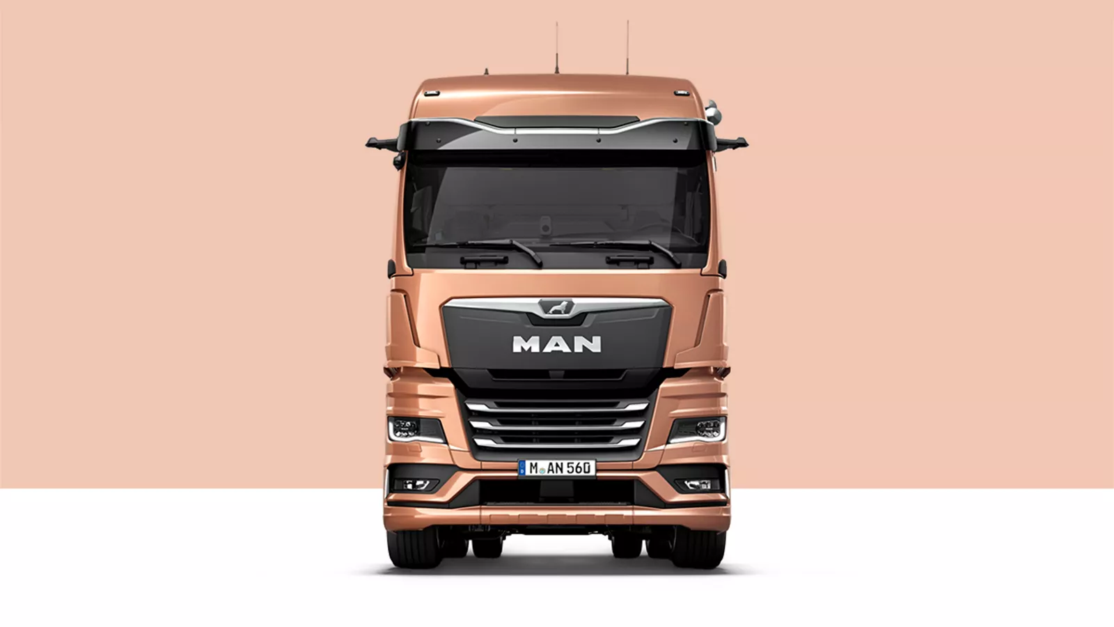 man-lkw-TGX-navi-16-9-width-2400-height-1350.png