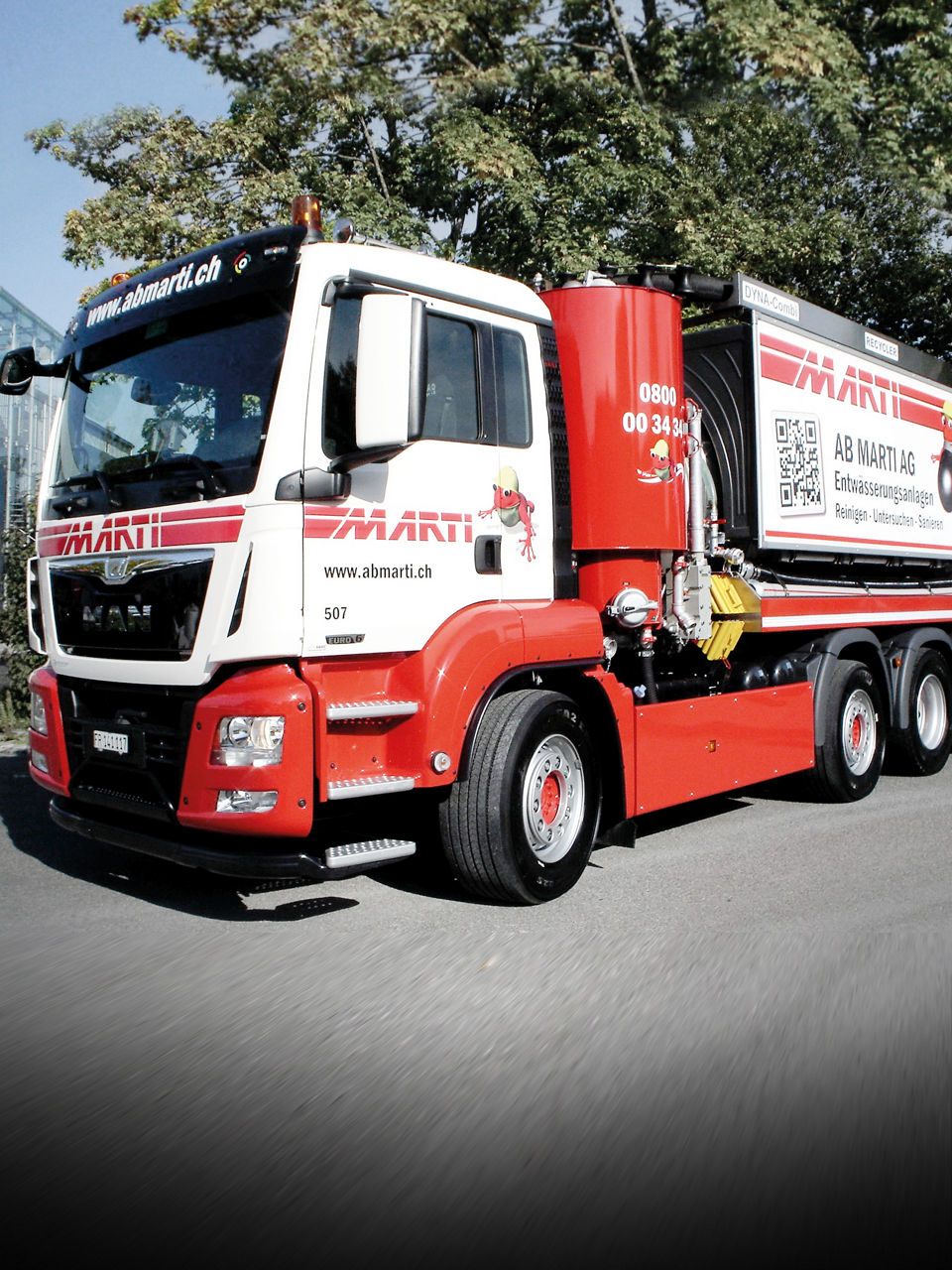 MAN vehicles for municipal disposal tasks