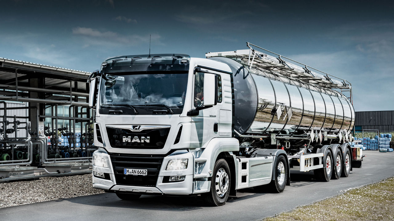 MAN trucks for the transport of liquids and gases