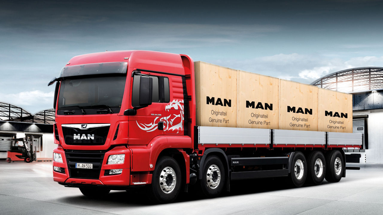 MAN long-haul and distribution transport vehicles
