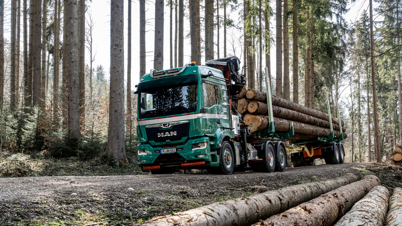 Metsäkuorma-autot: MAN-pitkäpuukuljetusautot