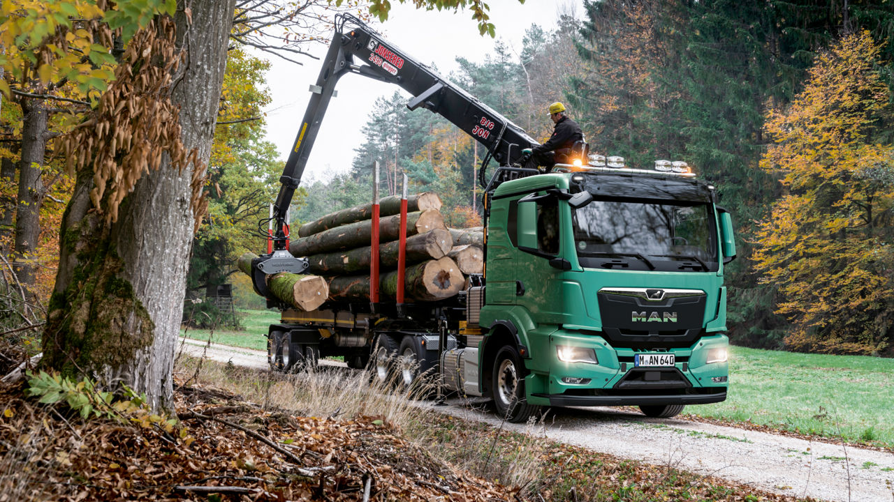 man-lkw-land-und-forstwirtschaft-langholztransport-16x9-me.jpg