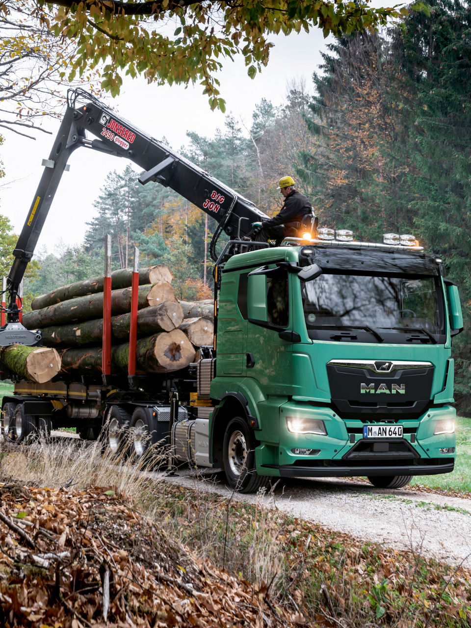 MAN log transporter